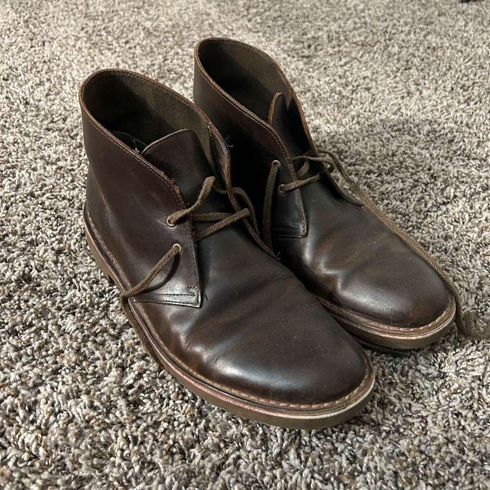 CLARKS BOOTS